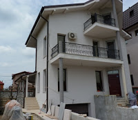 Aplicare Tencuiala Decorativa Siliconica Baumit, Firma de Constructii, Montaj TAPET, Amenajare Mansarda,  www.manoperacasa.ro